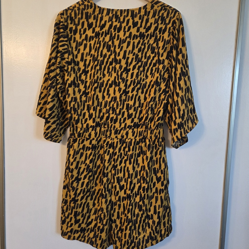 Yellow and Black Patterned Romper - image 5